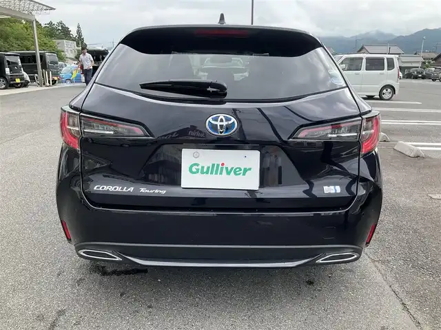 トヨタ カローラツーリング ハイブリッド ダブルバイビー 滋賀県 2020(令2)年 3.7万km スパークリングブラックパールクリスタルシャイン ワンオーナー/純正8インチディスプレイオーディオ/・Bluetooth・バックモニター/トヨタセーフティーセンス/・プリクラッシュセーフティー・レーントレーシングアシスト/・レーダークルーズコントロール・ロードアシストサイン/・オートマチックハイビーム/ハーフレザーシート/LEDヘッドライト/デイライト/オプティロンメーター7インチカラーマルチインフォメーションディスプレイ/シートヒーター/ステアリングヒーター/革巻きステアリング/オートライト/取説・保証書・スペアキー/