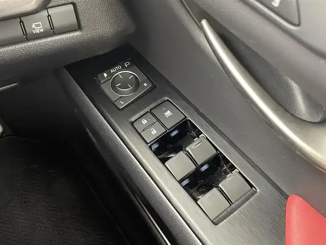 レクサス ＵＸ 250h Fスポーツ 茨城県 2021(令3)年 1.5万km ホワイトノーヴァガラスフレーク 純正10.3型ナビ/全周囲カメラ/フルセグ/衝突被害軽減ブレーキ/車線逸脱抑制装置/レーダークルーズコントロール/オートマチックハイビーム/クリアランスソナー/BSM/ETC2.0/ドラレコ/シートヒーター/ステアリングヒーター/純正18インチAW/LEDヘッドライト/スマートキー
