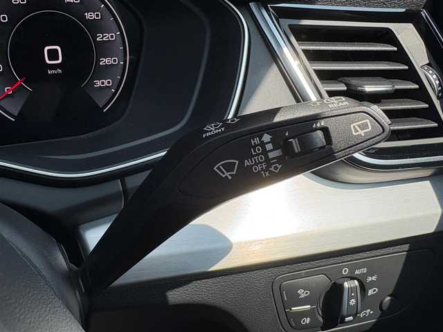 アウディ Ｑ５ SB 40TDIクワトロ Sライン 石川県 2022(令4)年 3.4万km グレイシアホワイトメタリック Sラインプラスパッケージ/4WD/アウディプレセンス/サイドアシスト/純正メモリナビ/バック/フロント/サイド/360°カメラ/Bluetooth/USB/純正20incAW/アダプティブクルーズコントロール/ドライブレコーダー(前後)/パドルシフト/パワーシート/メモリーシート/シートヒーター/オートライト/LEDヘッドライト