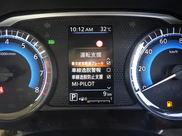 三菱 デリカミニ T プレミアム 千葉県 2025(令7)年 0.1千km アイボリーⅡ T　PREMIUM　9型ディスプレイオーディオ（121/330）CHAMONIXパッケージ（179190）/e-Assist/・衝突被害軽減ブレーキシステム（FCM）/・誤発進抑制機能（前進＆後退時）（UMS）/・車線逸脱警報システム（LDW）/・レーダークルーズコントロールシステム（ACC）/・オートマチックハイビーム[AHB]/マイパイロット/ハンズフリー両側パワースライドドア/ディスプレイオーディオ/【Bluetooth接続】/【Apple CarPlay　Android Auto対応】/マルチアラウンドモニター/デジタルインナーミラー/ハーフレザーシート/前席シートヒーター/ステアリングスイッチ/ステアリングヒーター/革巻きステアリング/パドルシフト/LEDヘッドライト/フォグライト/ウインカーミラー/コーナーセンサー/純正15インチアルミホイル/サイド/カーテンエアバッグ/キーレスオペレーションシステム
