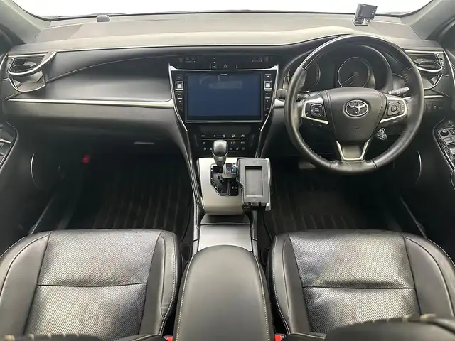 トヨタ ハリアー プレミアム メタル&レザーP 兵庫県 2018(平30)年 8.6万km ホワイトパールクリスタルシャイン 社外ナビ（EX10Z）/（フルセグ/CD/DVD/SD/Bluetooth）/バックカメラ/ETC/前方ドライブレコーダー/パワーバックドア/サンルーフ/メモリ付きパワーシート/シートヒーター・エアシート（D/N席）/レーダークルーズコントロール/前後コーナーセンサー/純正18インチアルミホイール/純正マット・バイザー