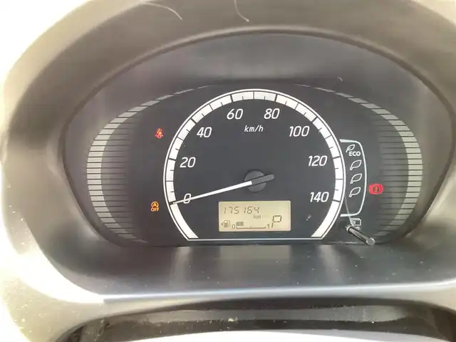 三菱 ｅＫワゴン G e－アシスト 鹿児島県 2015(平27)年 17.6万km クールシルバーメタリック 純正14インチアルミホイール/クラリオンワイド6.8型VGA地上デジタルTV/DVD/SD /   AVライトナビゲーション/バックカメラ/プッシュスタート/アイドリングストップ/オートエアコン