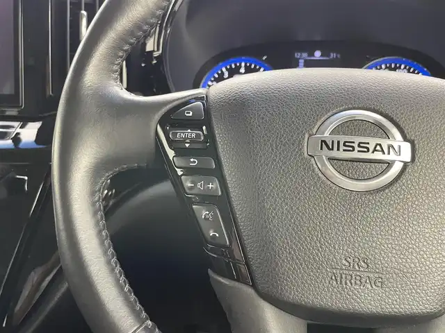 日産 エルグランド 250ハイウェイスターS 岡山県 2021(令3)年 7.9万km ピュアホワイトパール 純正10インチナビ/地デジ/Bluetooth/CD/DVD/Blu-ray/純正フリップダウンモニター/アラウンドビューモニター/両側パワースライドドア/エマージェンシーブレーキ/レーンキープアシスト/ブラインドスポットモニター/レーダークルーズコントロール/両側パワースライドドア/ビルトインETC/純正ドライブレコーダー /LEDヘッドライト/オートハイビーム /ハーフレザーシート /プッシュスタート /スマートキー /新車保証書/取扱説明書/スペアキー×１