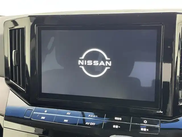 日産 エルグランド 250ハイウェイスターS 岡山県 2021(令3)年 7.9万km ピュアホワイトパール 純正10インチナビ/地デジ/Bluetooth/CD/DVD/Blu-ray/純正フリップダウンモニター/アラウンドビューモニター/両側パワースライドドア/エマージェンシーブレーキ/レーンキープアシスト/ブラインドスポットモニター/レーダークルーズコントロール/両側パワースライドドア/ビルトインETC/純正ドライブレコーダー /LEDヘッドライト/オートハイビーム /ハーフレザーシート /プッシュスタート /スマートキー /新車保証書/取扱説明書/スペアキー×１