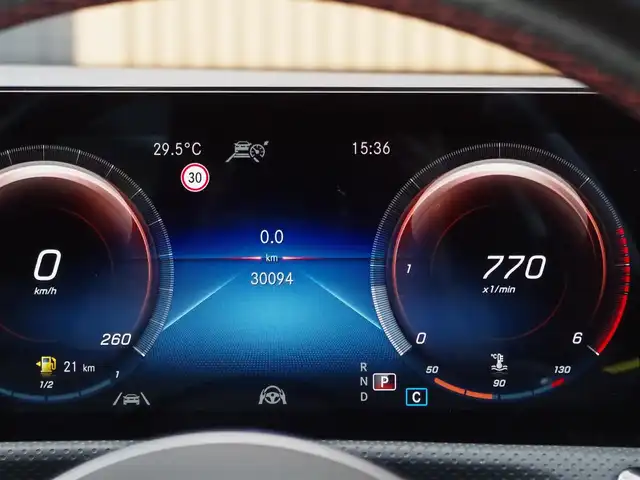 メルセデス・ベンツ Ｍ・ベンツ Ａ２００ｄ AMGライン 埼玉県 2022(令4)年 3万km パール ブラックハーフレザーシート/アダプティブクルーズコントロール/レーダーセーフティパッケージ/パークセンサー/ブラインドスポットモニター/バックカメラ/純正ナビ/ドラレコ/ETC/ワイヤレス充電/シートヒーター/シートポジションメモリー機能