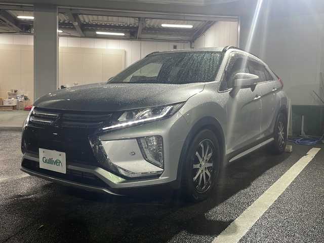 三菱 エクリプス クロス G 京都府 2018(平30)年 4.3万km スターリングシルバーM 社外メモリナビ/バックカメラ/レーダークルーズ/社外18インチアルミ/ETC/スマートキー/LEDヘッドライト/パドルシフト/コーナーセンサー
