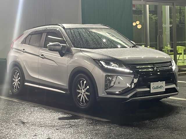 三菱 エクリプス クロス G 京都府 2018(平30)年 4.3万km スターリングシルバーM 社外メモリナビ/バックカメラ/レーダークルーズ/社外18インチアルミ/ETC/スマートキー/LEDヘッドライト/パドルシフト/コーナーセンサー