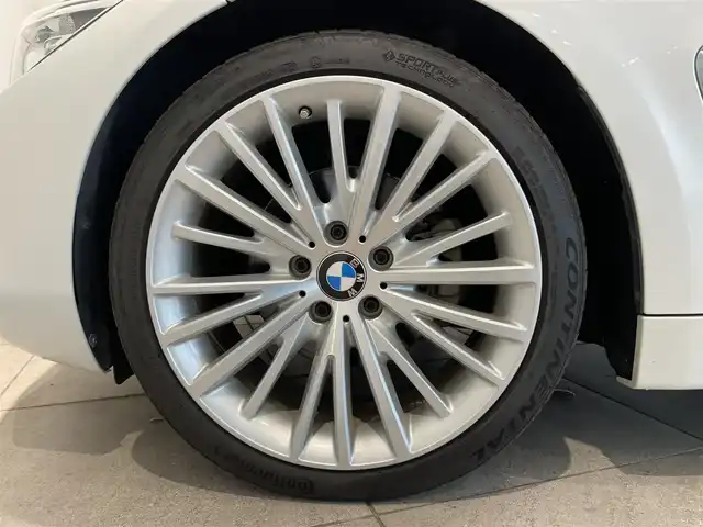 ＢＭＷ ４３０ｉ グランクーペ ラグジュアリー 愛知県 2017(平29)年 5.6万km ミネラルホワイト ベージュレザーシート　/ＨＵＤ　/ｉＤｒｉｖｅＨＤＤナビ　/Ｂｌｕｅｔｏｏｔｈ　/フルセグＴＶ　/バックカメラ　/シートヒーター/ＡＣＣ　/ＬＫＡ　/ＬＤＷ　/ＢＳＭ　/パワーシート　/パワーテールゲート　/ミラー型ＥＴＣ/コーナーセンサー/プッシュスタート/ウィンカーミラー/アイドリングストップ