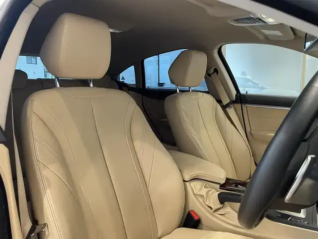 ＢＭＷ ４３０ｉ グランクーペ ラグジュアリー 愛知県 2017(平29)年 5.6万km ミネラルホワイト ベージュレザーシート　/ＨＵＤ　/ｉＤｒｉｖｅＨＤＤナビ　/Ｂｌｕｅｔｏｏｔｈ　/フルセグＴＶ　/バックカメラ　/シートヒーター/ＡＣＣ　/ＬＫＡ　/ＬＤＷ　/ＢＳＭ　/パワーシート　/パワーテールゲート　/ミラー型ＥＴＣ/コーナーセンサー/プッシュスタート/ウィンカーミラー/アイドリングストップ