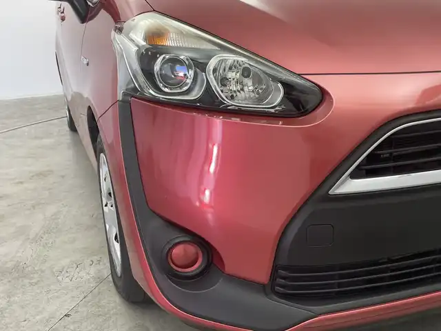 トヨタ シエンタ ハイブリッド G 群馬県 2017(平29)年 6.2万km レッドマイカM ナビ　フルセグ　Ｂｌｕｅｔｏｏｔｈ　ＤＶＤ再生　バックカメラ　両側電動スライドドア　前後ドライブレコーダー　ステアリングスイッチ　ビルトインＥＴＣ　革巻きステア　スマートキー　プッシュスタート　禁煙