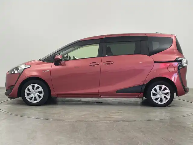 トヨタ シエンタ ハイブリッド G 群馬県 2017(平29)年 6.2万km レッドマイカM ナビ　フルセグ　Ｂｌｕｅｔｏｏｔｈ　ＤＶＤ再生　バックカメラ　両側電動スライドドア　前後ドライブレコーダー　ステアリングスイッチ　ビルトインＥＴＣ　革巻きステア　スマートキー　プッシュスタート　禁煙