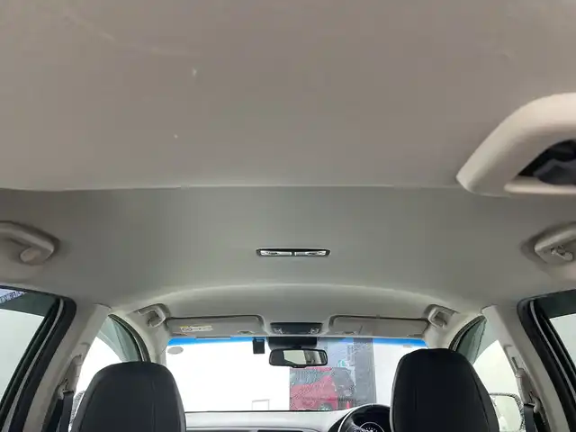 ホンダ ヴェゼル ハイブリッド Z ホンダセンシング 群馬県 2019(令1)年 5.5万km プラチナホワイトパール 純正８型ナビ　バックカメラ　アダプティブクルーズコントロール　レーンキープアシスト　衝突被害軽減ブレーキ　シートヒーター　ＬＥＤヘッドライト　ドライブレコーダー　ＥＴＣ　純正アルミホイール　禁煙車