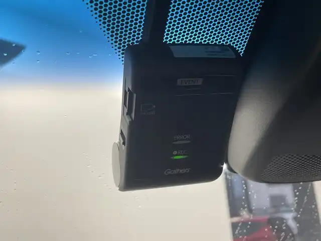 ホンダ ヴェゼル ハイブリッド Z ホンダセンシング 群馬県 2019(令1)年 5.5万km プラチナホワイトパール 純正８型ナビ　バックカメラ　アダプティブクルーズコントロール　レーンキープアシスト　衝突被害軽減ブレーキ　シートヒーター　ＬＥＤヘッドライト　ドライブレコーダー　ＥＴＣ　純正アルミホイール　禁煙車