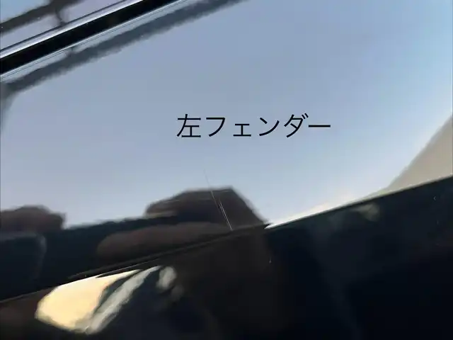 トヨタ ヤリス X 三重県 2022(令4)年 5.6万km ブラック 純正7インチディスプレイオーディオ/（ナビ/FM/AM/Bluetooth/USB/Miracast)/ETC/バックカメラ/スマートエントリー/スタートシステム/トヨタセーフティセンス（衝突回避支援パッケージ）/・プリクラッシュセフティ/・レーンディパーチャーアラート/・オートマチックハイビーム/・ロードサインアシスト/・セカンダリーコリジョンブレーキ/・先行車発進告知機能/ステアリングスイッチ/ヘッドレスト一体型ブラックファブリックシート/シートリフター(運転席)/電動格納ミラー/フロアマット/スペアタイヤ