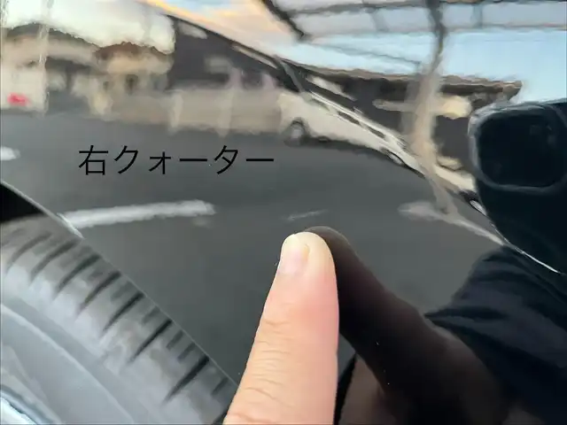 トヨタ ヤリス X 三重県 2022(令4)年 5.6万km ブラック 純正7インチディスプレイオーディオ/（ナビ/FM/AM/Bluetooth/USB/Miracast)/ETC/バックカメラ/スマートエントリー/スタートシステム/トヨタセーフティセンス（衝突回避支援パッケージ）/・プリクラッシュセフティ/・レーンディパーチャーアラート/・オートマチックハイビーム/・ロードサインアシスト/・セカンダリーコリジョンブレーキ/・先行車発進告知機能/ステアリングスイッチ/ヘッドレスト一体型ブラックファブリックシート/シートリフター(運転席)/電動格納ミラー/フロアマット/スペアタイヤ