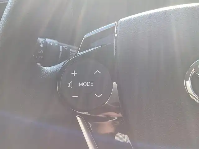 トヨタ アクア S 愛知県 2018(平30)年 0.4万km ホワイトパールクリスタルシャイン 純正SDナビ　/バックカメラ　/ステアリングスイッチ　/ドライブレコーダー　/スマートキー　/LEDヘッド　/PCS /LDA /AHB /Bluetoothオーディオ　/オートライト　