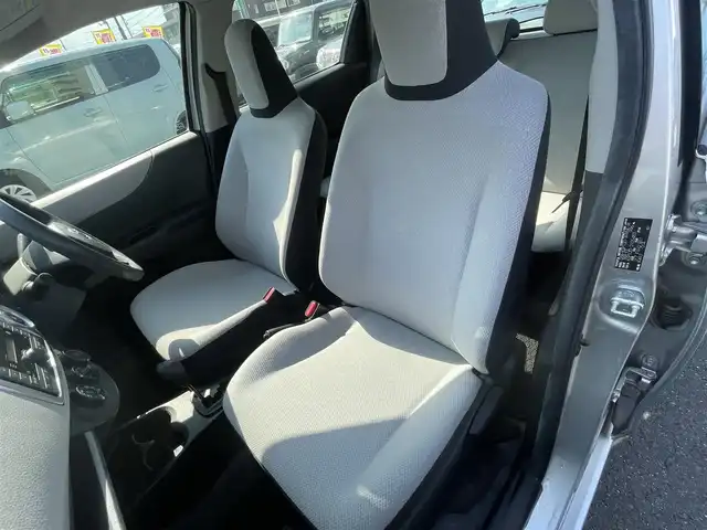 トヨタ ヴィッツ F Mパッケージ 島根県 2014(平26)年 3.8万km シルバーM 純正CDオーディオ/ETC/純正フロアマット