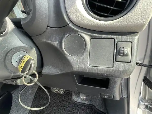 トヨタ ヴィッツ F Mパッケージ 島根県 2014(平26)年 3.8万km シルバーM 純正CDオーディオ/ETC/純正フロアマット