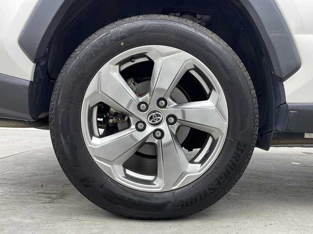トヨタ ＲＡＶ４ ハイブリッドG 大阪府 2019(令1)年 6.1万km ホワイトパールクリスタルシャイン 純正9インチナビ/・フルセグTV/・BT AUDIO/バックカメラ/ビルドインETC/レザーシート/シートヒーター/デジタルインナーミラー/BSM/パワーバックドア/置くだけ充電/ドライブレコーダー