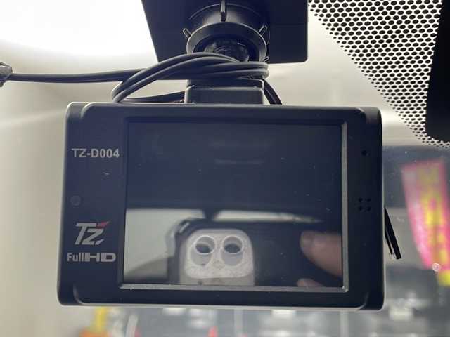 トヨタ ＲＡＶ４ ハイブリッドG 大阪府 2019(令1)年 6.1万km ホワイトパールクリスタルシャイン 純正9インチナビ/・フルセグTV/・BT AUDIO/バックカメラ/ビルドインETC/レザーシート/シートヒーター/デジタルインナーミラー/BSM/パワーバックドア/置くだけ充電/ドライブレコーダー