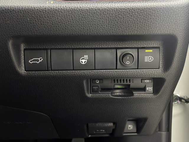 トヨタ ＲＡＶ４ ハイブリッドG 大阪府 2019(令1)年 6.1万km ホワイトパールクリスタルシャイン 純正9インチナビ/・フルセグTV/・BT AUDIO/バックカメラ/ビルドインETC/レザーシート/シートヒーター/デジタルインナーミラー/BSM/パワーバックドア/置くだけ充電/ドライブレコーダー