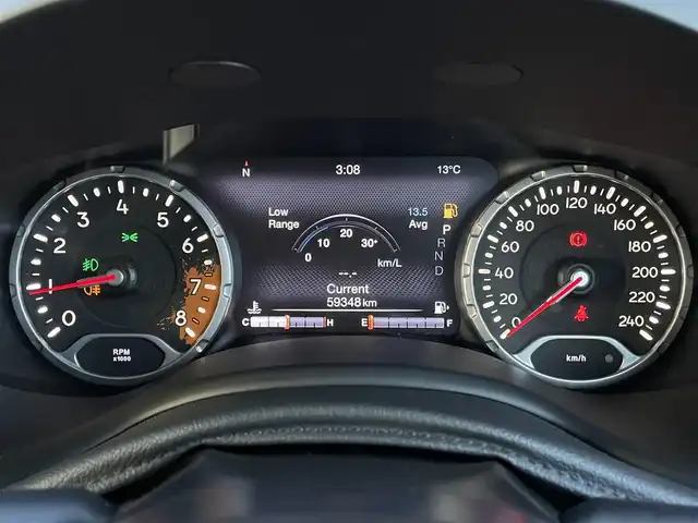 クライスラー・ジープ ジープ レネゲード マットグリーン 長野県 2018(平30)年 6万km Ｄグリーン 100台限定車/　4WD/　BSM/　クルコン/　LKA/　純正ナビ(AM/FMBT/TV/USB/AUX)/　バックカメラ/　純正17インチAW/　ルーフキャリア/　フォグランプ/　オートライト/　ドラレコ/　ルーフレール/　ETC/　プッシュスタート