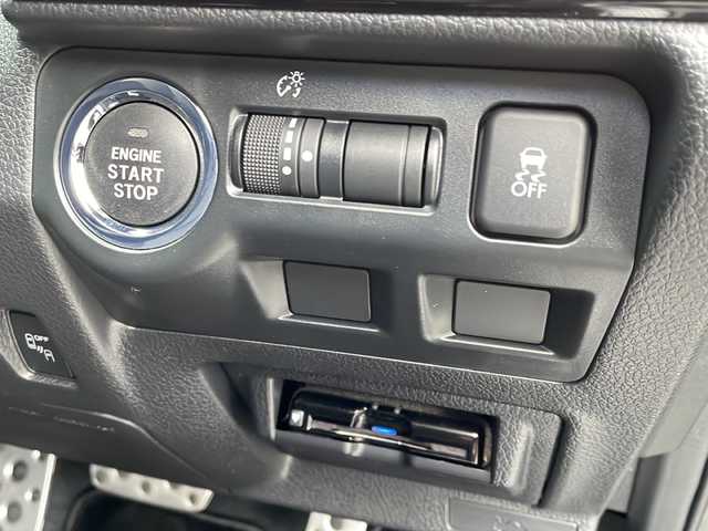 スバル レヴォーグ 1．6GTアイサイト Vスポーツ 山口県 2019(令1)年 2.8万km クリスタルブラックシリカ ワンオーナー/純正ナビ/DVD/BD/CD/SD/MSV/BT/フルセグTV/フロント/サイド/バックカメラ/純正LEDヘッドライト/純正フォグランプ/オートライト/純正１８インチアルミホイール/ダウンサス/右前席パワーシート/前席シートヒーター/革巻きステアリング/ステアリングスイッチ/パドルシフト/クルーズコントロール/アイサイト/LKA/BSM/横滑り防止/アイドリングストップ/スマートキー×２/純正フロアマット/ETC/電動格納ウインカードアミラー