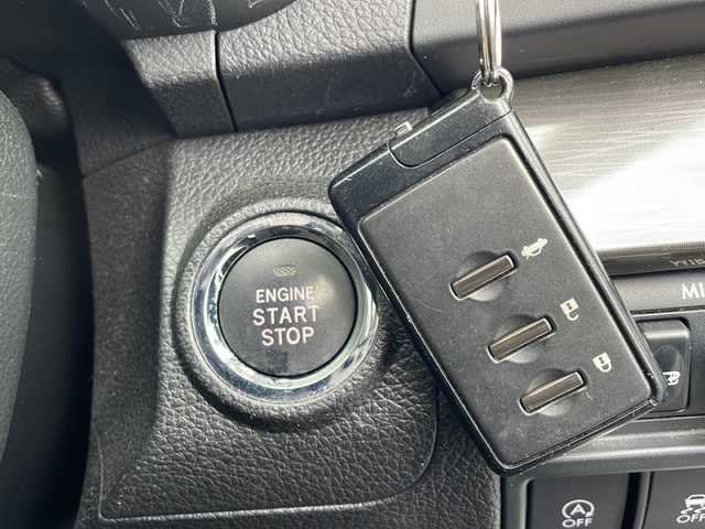 スバル レガシィ ツーリングワゴン 2．5iアイサイト 新潟県 2012(平24)年 7.6万km サテンホワイトパール 社外ナビ(AVIC-ZH99)/(AM/FM/CD/DVD/Bluetooth)/フルセグTV/アイサイト/・衝突軽減ブレーキ/・レーダークルーズコントロール/・AT誤発進抑制制御/・レーンキープアシスト/バックカメラ/ETC/D/N席パワーシート/HIDヘッドライト/純正アルミホイール/純正フロアマット/純正ドアバイザー /ウィンカーミラー/電動格納ミラー/アイドリングストップ/ヒルクライムアシスト/MTモード付AT/プッシュスタート/スマートキー