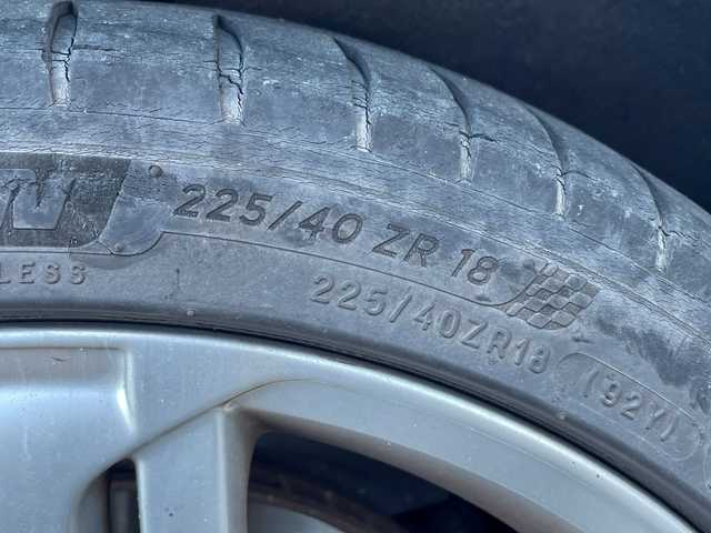 フォルクスワーゲン ゴルフ R 群馬県 2012(平24)年 8.3万km ライジングブルーメタリック 純正SDナビ/CD・DVD・SD/USB・Bluetooth・AUX/バックカメラ/ステアリングリモコン/パドルシフト/革巻付ステアリング/sport/comfortモード/GolfR用バケットシート/D/N席シートヒーター/純正アルミホイール/LEDオートライト/ETC