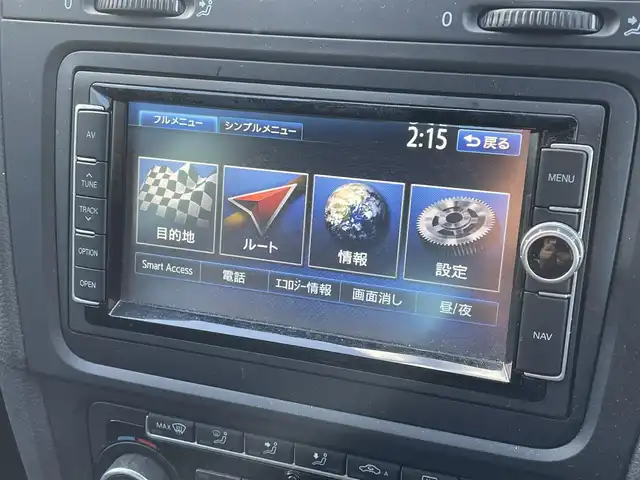 フォルクスワーゲン ゴルフ R 群馬県 2012(平24)年 8.3万km ライジングブルーメタリック 純正SDナビ/CD・DVD・SD/USB・Bluetooth・AUX/バックカメラ/ステアリングリモコン/パドルシフト/革巻付ステアリング/sport/comfortモード/GolfR用バケットシート/D/N席シートヒーター/純正アルミホイール/LEDオートライト/ETC