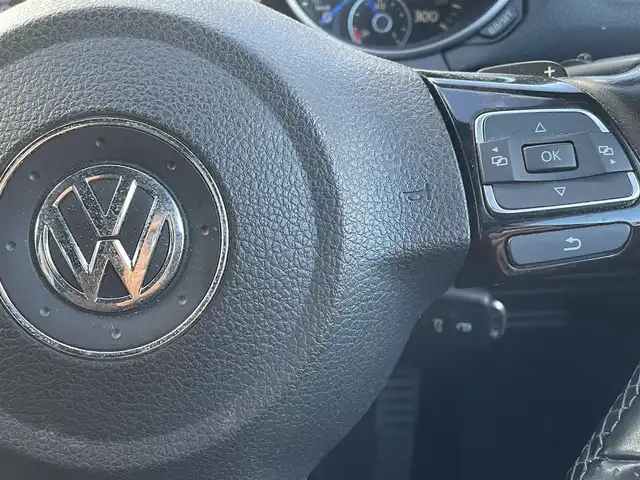 フォルクスワーゲン ゴルフ R 群馬県 2012(平24)年 8.3万km ライジングブルーメタリック 純正SDナビ/CD・DVD・SD/USB・Bluetooth・AUX/バックカメラ/ステアリングリモコン/パドルシフト/革巻付ステアリング/sport/comfortモード/GolfR用バケットシート/D/N席シートヒーター/純正アルミホイール/LEDオートライト/ETC