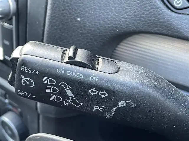 フォルクスワーゲン ゴルフ R 群馬県 2012(平24)年 8.3万km ライジングブルーメタリック 純正SDナビ/CD・DVD・SD/USB・Bluetooth・AUX/バックカメラ/ステアリングリモコン/パドルシフト/革巻付ステアリング/sport/comfortモード/GolfR用バケットシート/D/N席シートヒーター/純正アルミホイール/LEDオートライト/ETC