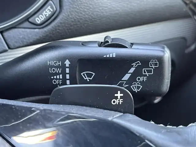 フォルクスワーゲン ゴルフ R 群馬県 2012(平24)年 8.3万km ライジングブルーメタリック 純正SDナビ/CD・DVD・SD/USB・Bluetooth・AUX/バックカメラ/ステアリングリモコン/パドルシフト/革巻付ステアリング/sport/comfortモード/GolfR用バケットシート/D/N席シートヒーター/純正アルミホイール/LEDオートライト/ETC