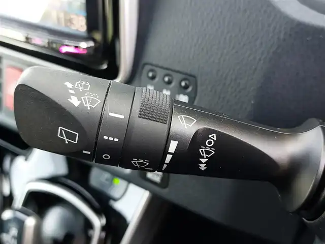 トヨタ ヴォクシー ハイブリッド ZS 煌Ⅱ 東京都 2020(令2)年 5.2万km ホワイトパールクリスタルシャイン セーフティセンス/・プリクラッシュセーフティ/・レーンキープアシスト/・オートハイビーム/・クリアランスソナー/Kenwood9インチナビ/バックカメラ/CD/DVD/BT/AM/FM/TV/両側パワースライドドア/LEDヘッドライト/フォグ/シートヒーター/USBポート/ビルトインETC