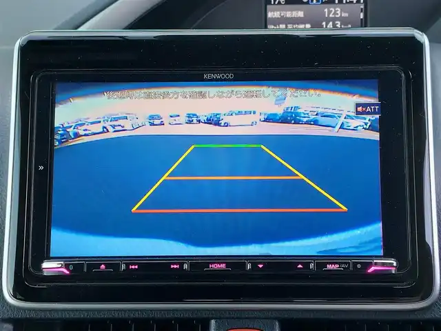 トヨタ ヴォクシー ハイブリッド ZS 煌Ⅱ 東京都 2020(令2)年 5.2万km ホワイトパールクリスタルシャイン セーフティセンス/・プリクラッシュセーフティ/・レーンキープアシスト/・オートハイビーム/・クリアランスソナー/Kenwood9インチナビ/バックカメラ/CD/DVD/BT/AM/FM/TV/両側パワースライドドア/LEDヘッドライト/フォグ/シートヒーター/USBポート/ビルトインETC