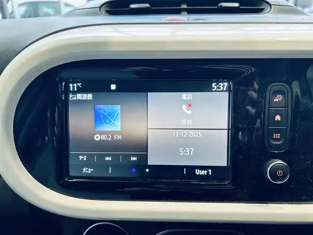 ルノー トゥインゴ S 大阪府 2020(令2)年 3万km 緑 純正ディスプレイオーディオ/applecarplay/バックカメラ/AUX/USB/Bluetooth/15インチホイール/レーンアシスト/オートライト/リモコンキー/クリアランスソナー/クルーズコントロール/アイドリングストップ
