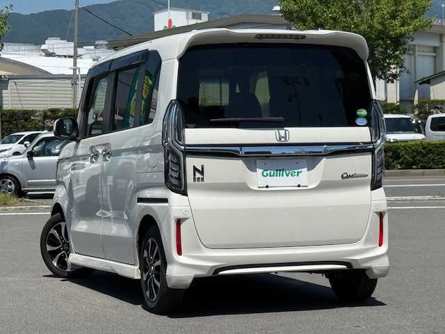 ホンダ Ｎ ＢＯＸ カスタム G L ホンダセンシング 長野県 2018(平30)年 5.4万km プレミアムホワイトパールⅡ 〇ホンダセンシング/・衝突軽減ブレーキシステム/・アダプティブクルーズコントロール/・レーンキープアシスト/〇純正メモリーナビ/・CD/DVD/SD/Bluetooth/〇フルセグTV/〇バックカメラ/〇パワースライドドア/〇ビルトインETC/〇LEDヘッドライト/〇オートライト/〇純正14インチアルミ/〇レザー調シートカバー/〇オートエアコン/〇スマートキー/〇禁煙車