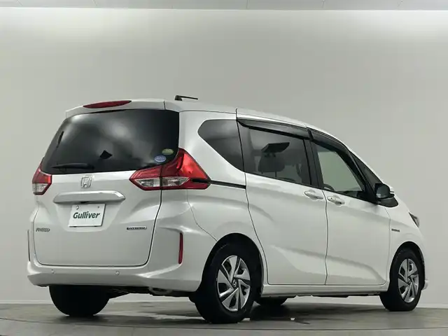 ホンダ フリード ハイブリット G ホンダセンシング 埼玉県 2020(令2)年 0.7万km プラチナホワイトパール 純正ナビ　Ｂｌｕｅｔｏｏｔｈ　バックカメラ　前後ドライブレコーダー　クルーズコントロール　レーンキープアシスト　両側パワースライドドア　シートヒーター　ステアリングスイッチ　ＥＴＣ　オートライト