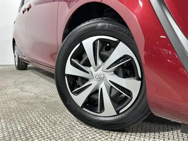 トヨタ シエンタ G クエロ 大阪府 2019(平31)年 5.3万km ブラックマイカ/センシュアルレッドマイカ 純正ナビ(地デジ/CD再生/Bluetooth) バックカメラ ETC 両側パワースライドドア 衝突軽減 トヨタセーフティセンス ハーフレザー シートヒーター ハンドルヒーター ドラレコ