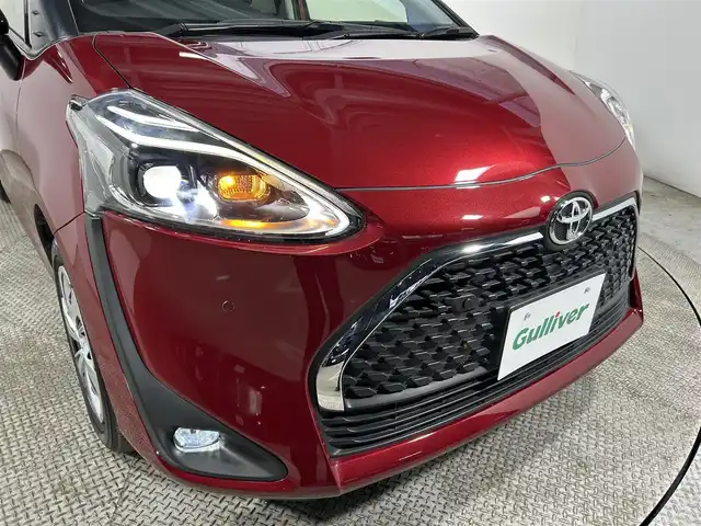 トヨタ シエンタ G クエロ 大阪府 2019(平31)年 5.3万km ブラックマイカ/センシュアルレッドマイカ 純正ナビ(地デジ/CD再生/Bluetooth) バックカメラ ETC 両側パワースライドドア 衝突軽減 トヨタセーフティセンス ハーフレザー シートヒーター ハンドルヒーター ドラレコ