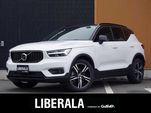ボルボ ＸＣ４０ T4 AWD Rデザイン 埼玉県 2020(令2)年 2.9万km クリスタルホワイトP ブラックハーフレザーシート /アダプティブクルーズコントロール /インテリセーフ /CarPlay /パークセンサー /ブラインドスポットモニター /全周囲カメラ /純正ナビ /ETC /ドラレコ /フルセグTV /全席シートHI /ステアリングヒーター/ワイヤレス充電