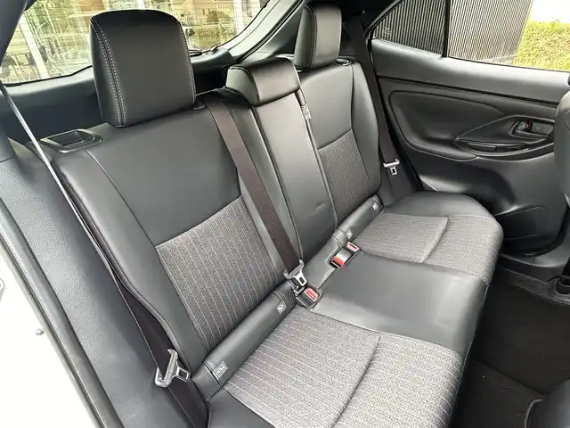 トヨタ ヤリスクロス Z 福岡県 2024(令6)年 0.4万km プラチナホワイトパールマイカ レーダークルーズコントロール/レーンキープアシスト/ブラインドスポットモニター/純正メモリナビ/Bluetooth/フルセグTV/バックカメラ/全方位カメラ/LEDヘッドライト/オートハイビーム/前後コーナーセンサー/ドライブレコーダー/純正18インチアルミホイール/取扱説明書/保証書/スペアキー×1