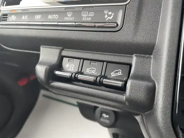 スズキ ハスラー HYBRID X 山形県 2020(令2)年 3.4万km ブリスクブルーメタリック/ホワイト2トーンルーフ ４WD/セーフティサポート/・デュアルカメラブレーキサポート/・ヒルホールドコントロール/・ハイビームアシスト/・衝突軽減防止/・車線逸脱警報＆防止/・パーキングアシスト/・横滑り防止装置/純正ナビ/　　【CD DVD BT USB】/フルセグTV/全方位カメラ/ETC/シートヒーター(D＋N席)/ステアリングスイッチ/ミラーヒーター/アイドリングストップ/オートライト/オートエアコン/革巻きステアリング/ダウンヒルアシスト/純正アルミホイール/LEDライト/フォグランプ/ウィンカーミラー/純正フロアマット/ドアバイザー