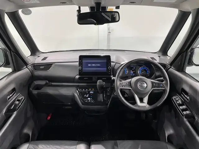 日産 ルークス HWS Gターボ アーバンクロム プロパイロットED 愛知県 2022(令4)年 1.4万km チタニウムグレーメタリック 純正９インチＳＤナビ　/（Bluetooth/フルセグTV/FM/AM/SD/CD・DVD再生）/防水シート　/アラウンドビューモニター　/プロパイロット　/両側パワースライドドア（ハンズフリー機能有）/シートヒーター　/ビルトインＥＴＣ　/エマージェンシーブレーキ　/ドライブレコーダー　/ソナー/LEDヘッドライト/LEDフォグランプ/アイドリングストップ/オートブレーキホールド機能/プッシュスタート　/　　-スマートキー