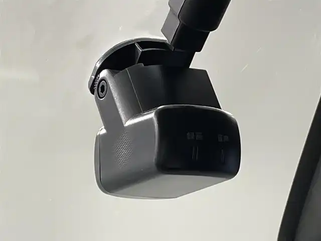 日産 ルークス HWS Gターボ アーバンクロム プロパイロットED 愛知県 2022(令4)年 1.4万km チタニウムグレーメタリック 純正９インチＳＤナビ　/（Bluetooth/フルセグTV/FM/AM/SD/CD・DVD再生）/防水シート　/アラウンドビューモニター　/プロパイロット　/両側パワースライドドア（ハンズフリー機能有）/シートヒーター　/ビルトインＥＴＣ　/エマージェンシーブレーキ　/ドライブレコーダー　/ソナー/LEDヘッドライト/LEDフォグランプ/アイドリングストップ/オートブレーキホールド機能/プッシュスタート　/　　-スマートキー