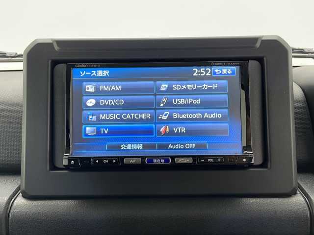 スズキ ジムニー シエラ JC 長野県 2024(令6)年 0.5万km ブルーイッシュブラックパール3 4WD/社外メモリナビ&フルセグTV&CD&DVD&BT/クルーズコントロール/車線逸脱警報/衝突軽減ブレーキ/後方コーナーセンサー/アイドリングストップ/前席シートヒーター/ステアリングスイッチ/ビルトインETC/LEDヘッドライト/オートライト/オートマチックハイビーム/フロントフォグランプ/電動格納ミラー/ウィンカーミラー/ドアミラーヒーター/純正15インチAW装着/社外フロアマット/社外ルーフキャリア/背面タイヤ/プッシュスタート/スマートキー