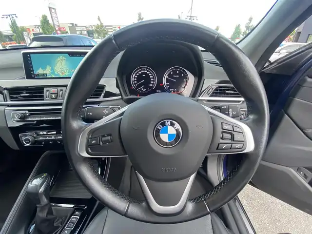 ＢＭＷ Ｘ１ xDrive 18d xライン 福岡県 2018(平30)年 2万km 青 ・純正HDDナビ/USB/Bluetooth/CD/DVD/・バックカメラ/・ハーフレザーシート/シートヒーター/・ドライブレコーダー/・ETC/・純正18AW/・プッシュスタート/・パーキングアシスト/・アイドリングストップ/・スマートキー/・スペアキー/・オートライト/・LEDライト/・保証書/・取扱説明書