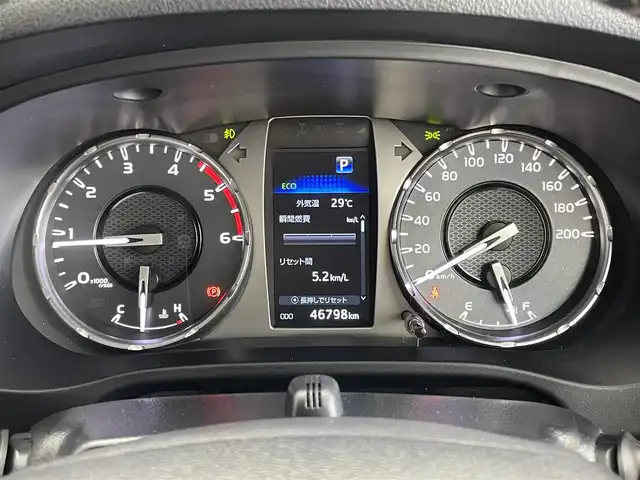 トヨタ ハイラックス Z 埼玉県 2021(令3)年 4.7万km アティチュードブラックマイカ 純正ナビ　バックカメラ　プリクラッシュセーフティシステム　レーダークルーズコントロール　オートライト　純正アルミホイール　コーナーセンサー　スマートキー　ＬＥＤヘッドライト　地デジフルセグ