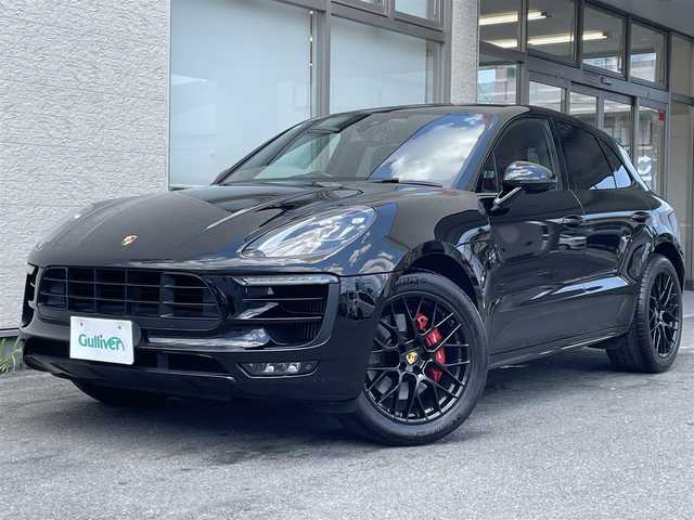 ポルシェ マカン GTS 大阪府 2017(平29)年 6.4万km ブラック 純正ナビ/（ＢＴ／ＣＤ）/レザーシート/パワーシート/電動リアゲート/前後ドライブレコーダー/レーダー探知機/バックカメラ/前後コーナーセンサー/クルーズコントロール/アイドリングストップ/パドルシフト/レーンキープアシスト/ＥＴＣ/純正フロアマット/純正アルミホイール20インチ/スペアキー