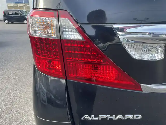 トヨタ アルファード 240S プライムセレⅡ ゴールド 和歌山県 2011(平23)年 12.6万km ブラック (株)IDOMが運営する【じしゃロン和歌山店】の自社ローン専用車両になります。こちらは現金またはオートローンご利用時の価格です。自社ローンご希望の方は別途その旨お申付け下さい/TEN車高調/バックカメラ/両側パワースライドドア/電動リアゲート/電動格納ミラー/フルセグテレビ/オットマン/プッシュスタート